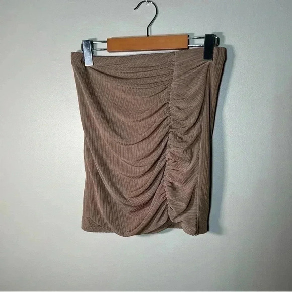 NWOT Naked Wardrobe ruched detail mini  skirt in tan L - Picture 4 of 6